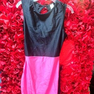 KTOO Women's Size Large Dress Cut Out Back Pink / Black
